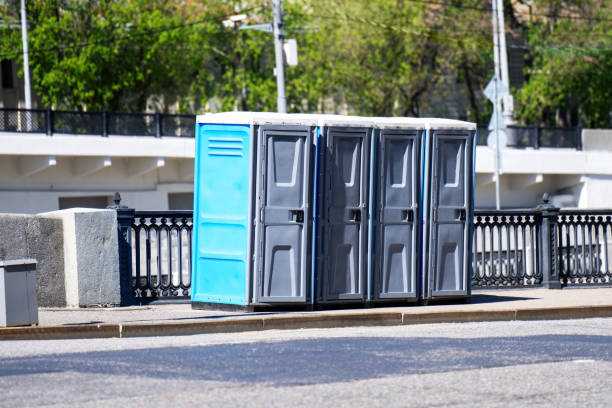 Porta potty delivery and setup in Pataskala, OH